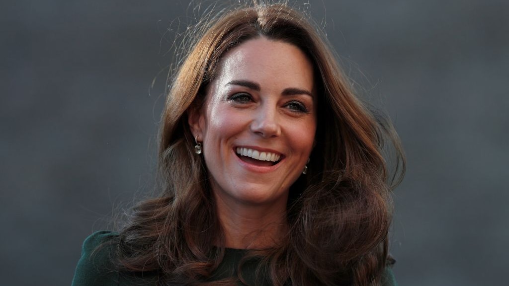 Kate Middleton draagt verlovingsring niet meer en wel hierom