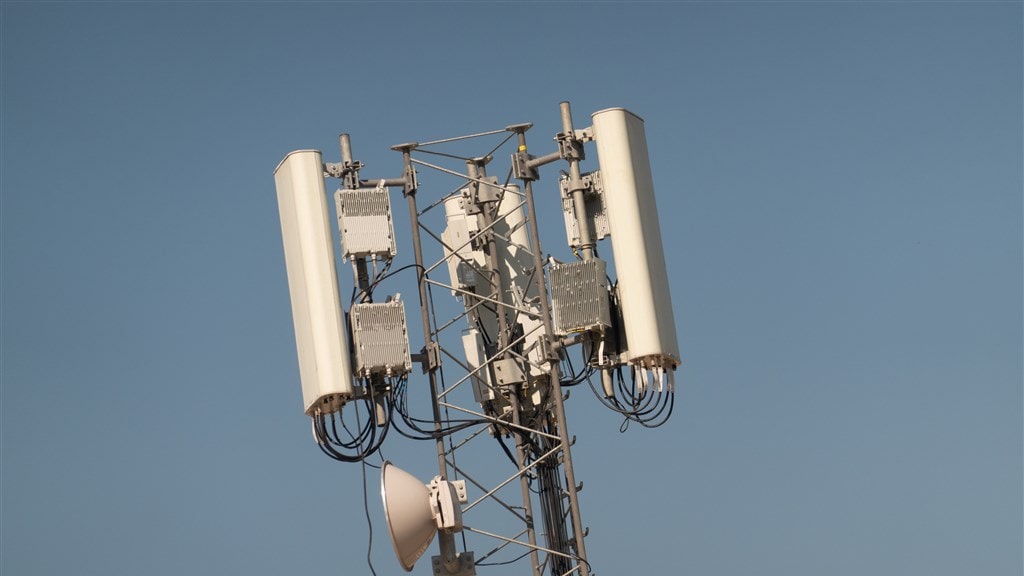 Britse telco's na 5G-coronaclaims: stop met in brand steken zendmasten