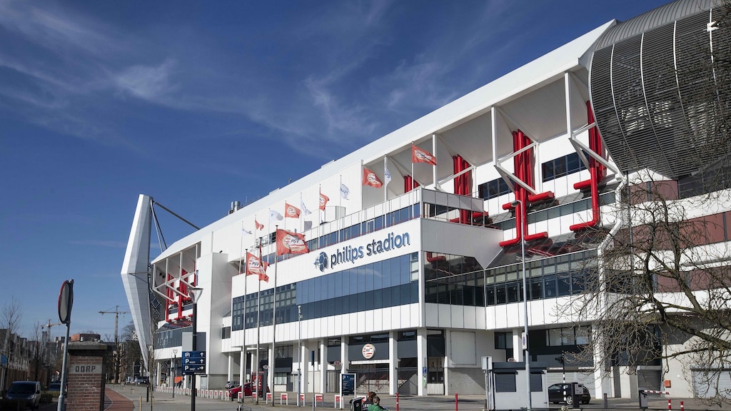 Burgemeester Eindhoven wil niet dat PSV de eredivisie hervat
