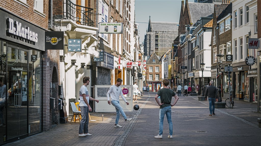 Consumenten somber door coronacrisis: sterkste daling vertrouwen ooit