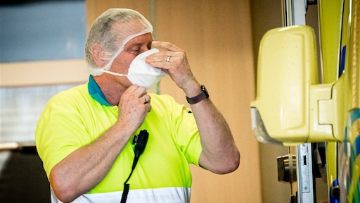 'Productie mondkapjes in Nederland krijgt vorm'