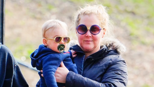 Amy Schumer komt terug op besluit en past naam zoon aan