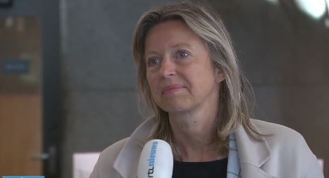 Problemen voor minister Ollongren in senaat na weigeren huurstop