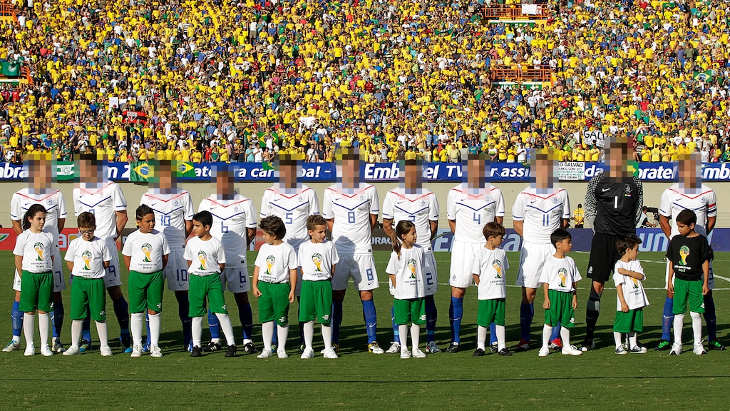 Quiz: Weet jij met welke namen het Nederlands elftal 9 jaar geleden speelde tegen Brazilië?