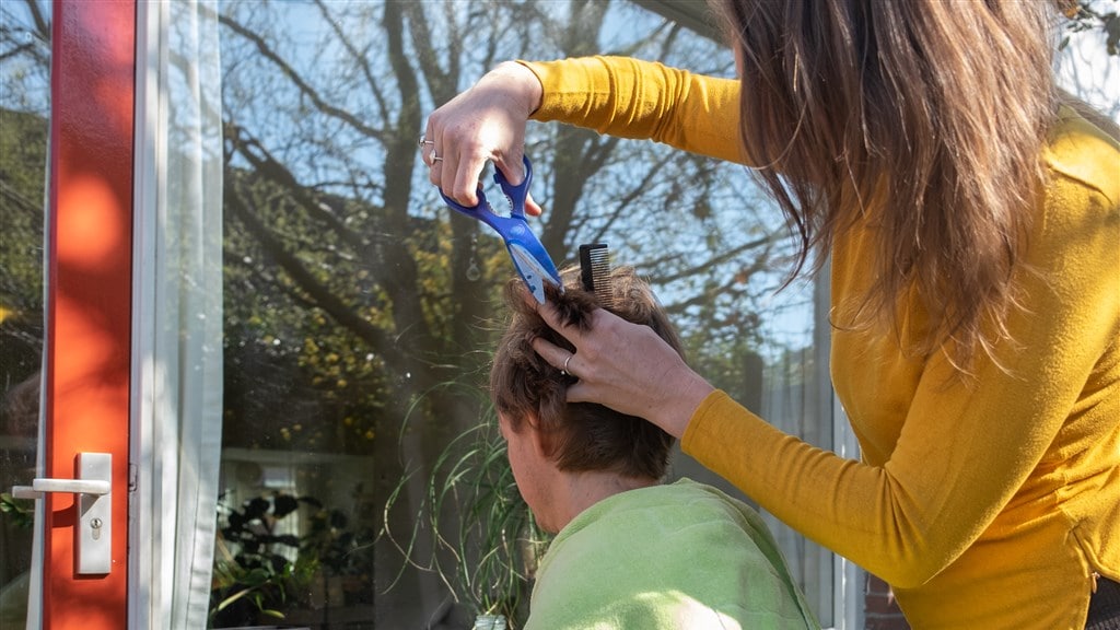 Denen massaal naar de kapper na versoepeling van de maatregelen
