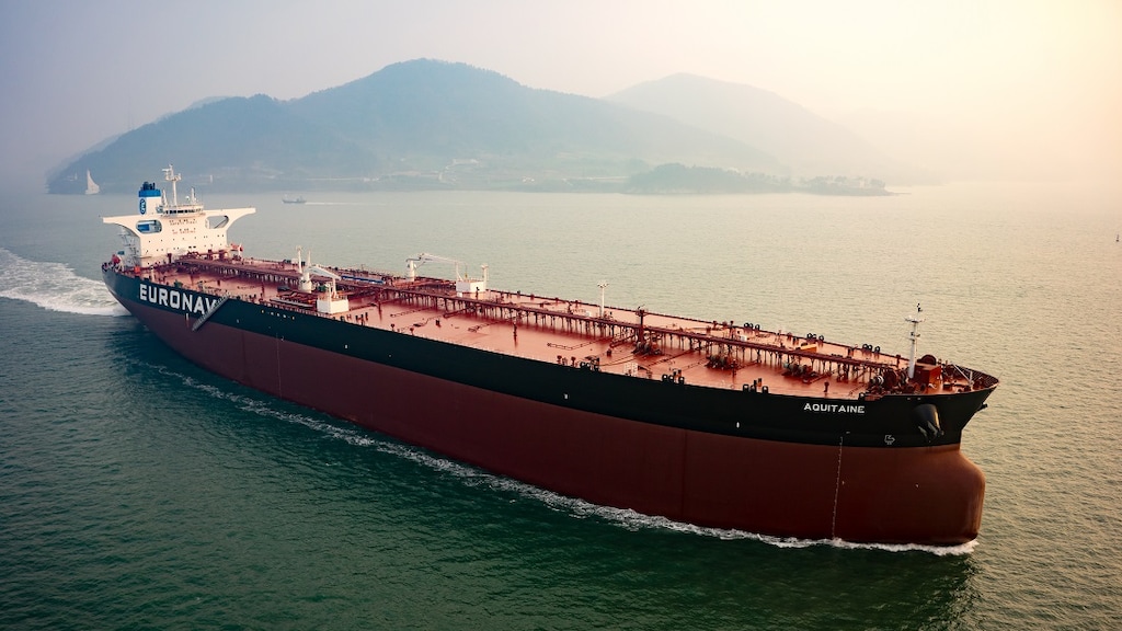 De 333 meter lange Aquitane van Euronav.