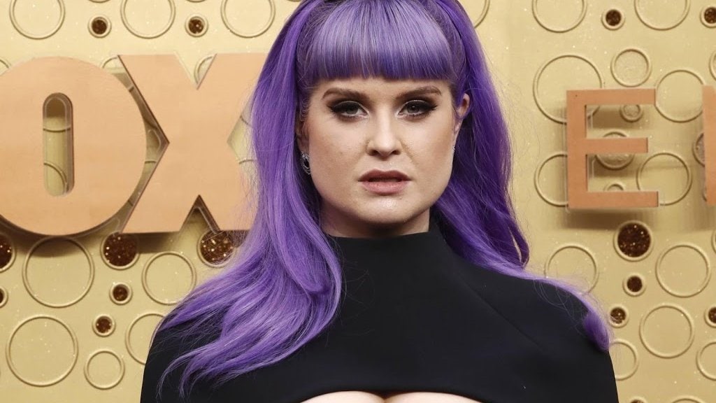 Kelly Osbourne laat zich testen op coronavirus na klachten
