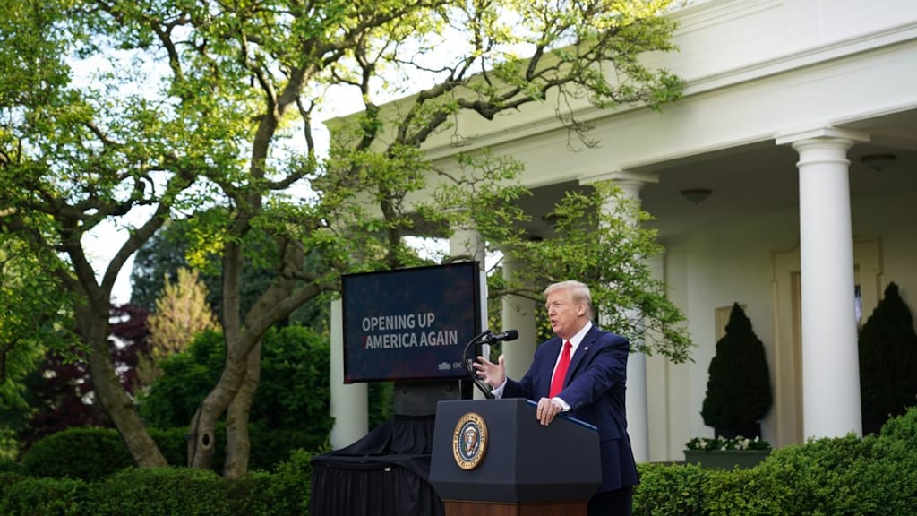 Trump 'niet blij met China' en verrast door vraag naar desinfectiemiddel