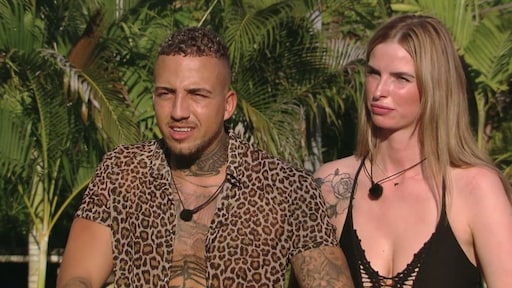 Temptation-Simone lijkt breuk met Zach te bevestigen