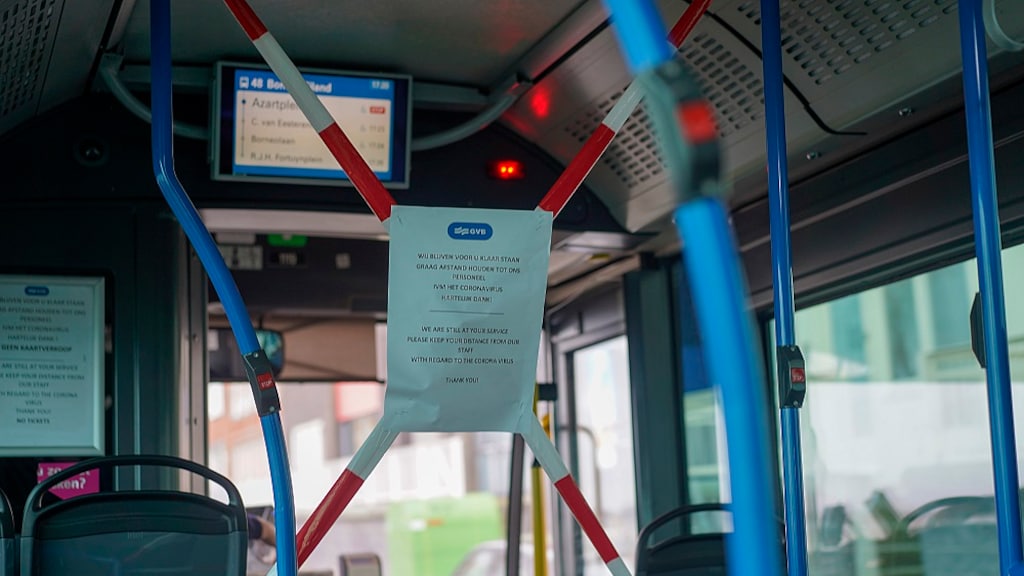 Bussen bekogeld door agressieve passagiers: 'Vandaag was het weer raak'