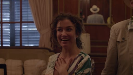 Het wordt Katja allemaal even te veel in Beter Laat Dan Nooit