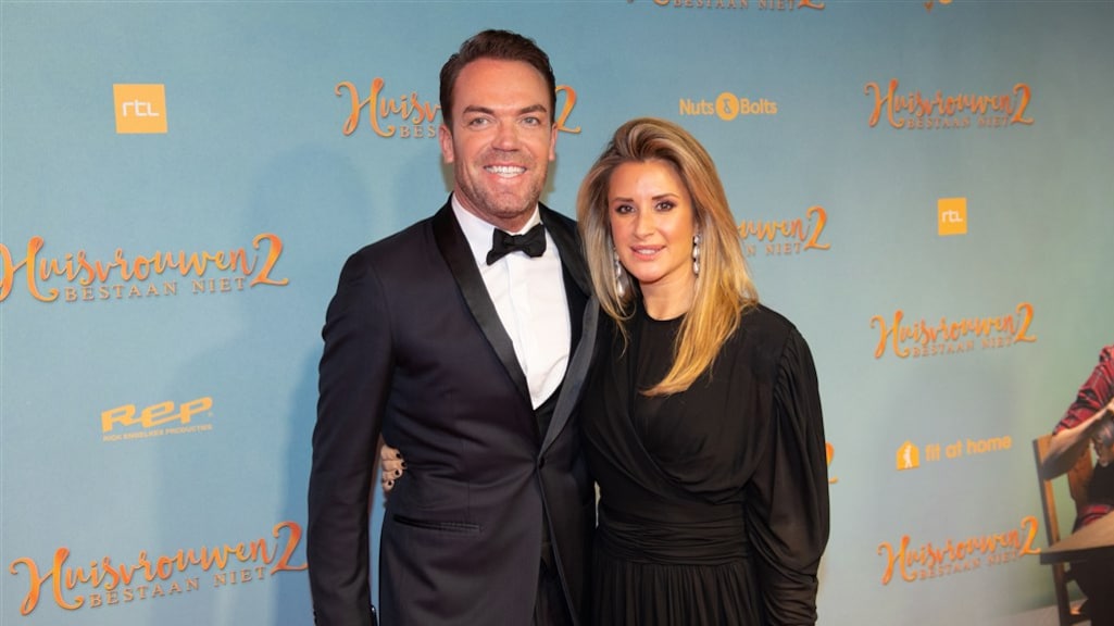 'Enorm spannende' dag voor Robert Doornbos en Chantal Bles: eerste schooldag kinderen in Dubai