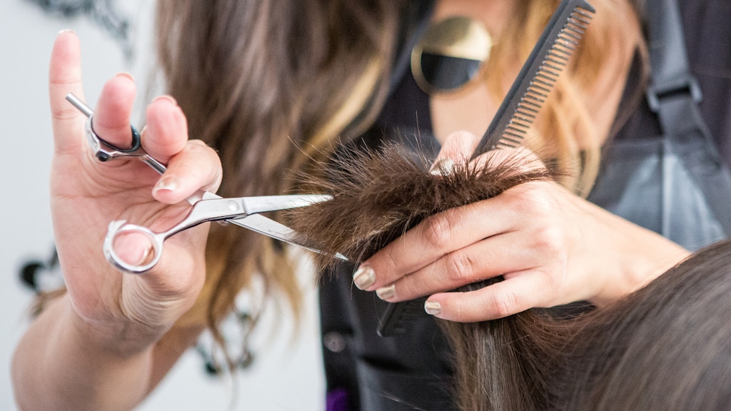 Gekkenhuis bij kappers barst los: 'Al 50.000 aanmeldingen'