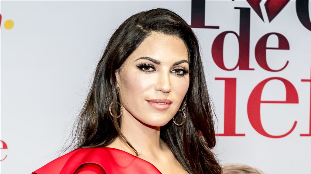 Yolanthe Cabau zit met een kop vol met zorgen