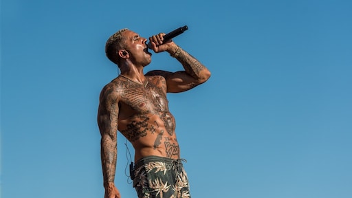 Bizzey had lang moeite met breuk Famke Louise