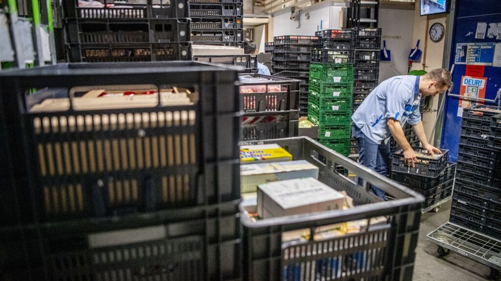 'Vakbonden eisen beloning voor medewerkers supermarkten'