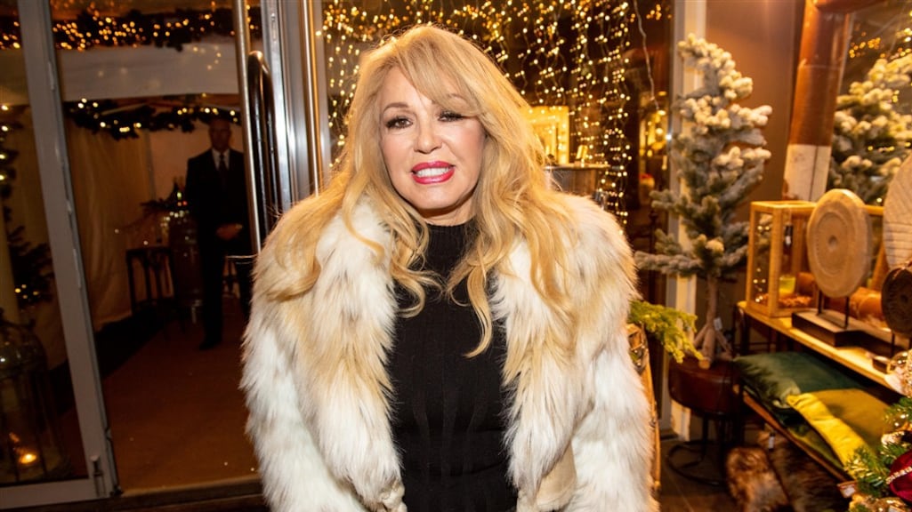 Patricia Paay vindt manier om toch bij verjaardag moeder (94) te zijn