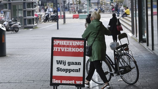 Meer bedrijven bankroet in april, maar faillissementsgolf blijft nog uit
