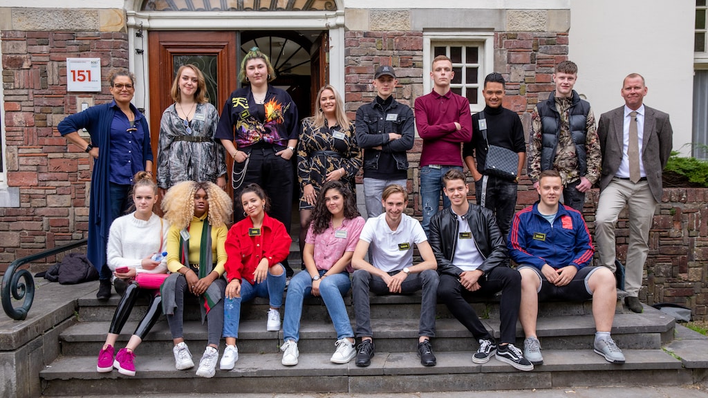 Nieuw seizoen Dream School in coronaproof jasje