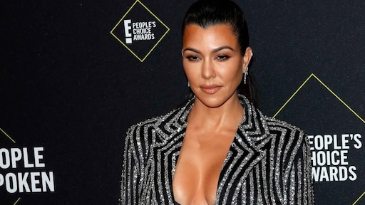 Kourtney Kardashian sneert naar fans na opmerkingen over lichaam