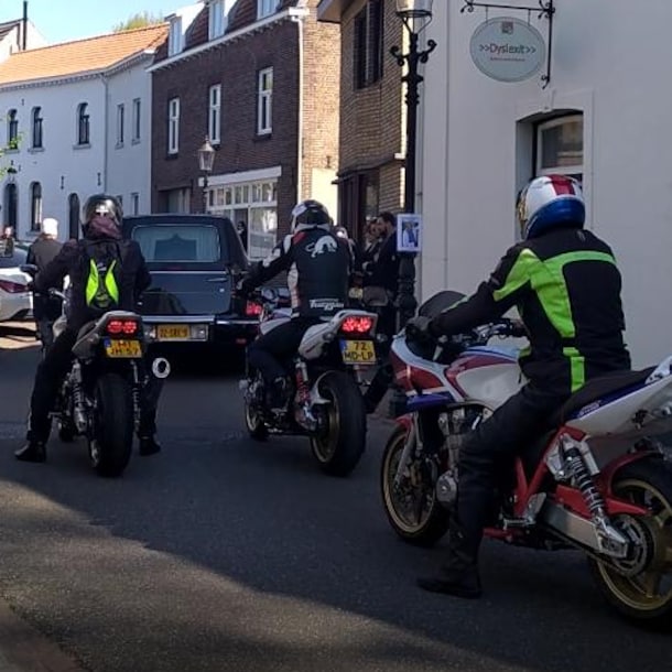 Het tribute van de motorclub.