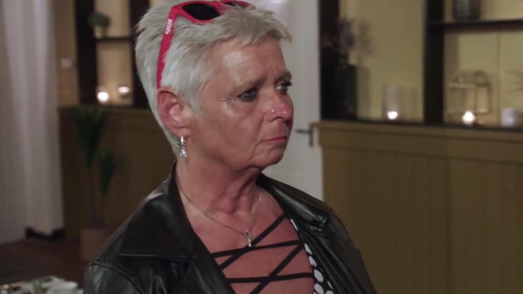 Het Familiediner pakt niet uit als gewenst voor moeder Marie