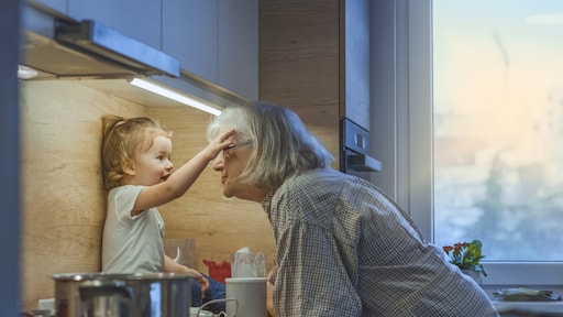 De opvoedkwestie: 'Mijn peuterdochter mist oma zo erg'