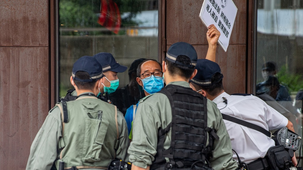 China grijpt met nieuwe wet naar macht in Hongkong: 'Mensen geven het vechten op'