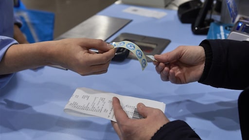 Koopzegels sparen een slimme investering? 'Meer rente dan op de bank'