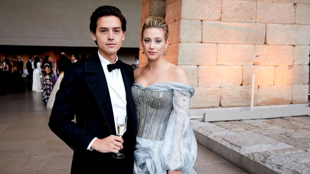 Cole Sprouse en Lili Reinhart zijn officieel geen setje meer