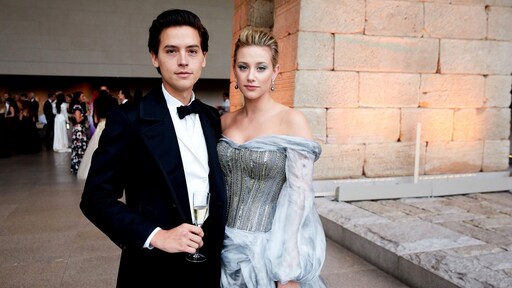 Cole Sprouse en Lili Reinhart zijn officieel geen setje meer