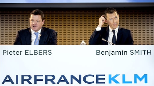 Aandeelhouders Air France-KLM stemmen voor bonus topman Smith