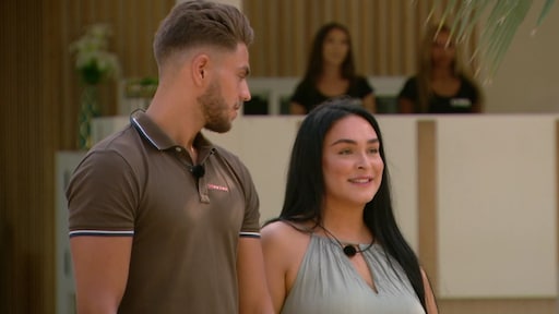 Karim liet Roshina na Temptation Island alsnog in de steek