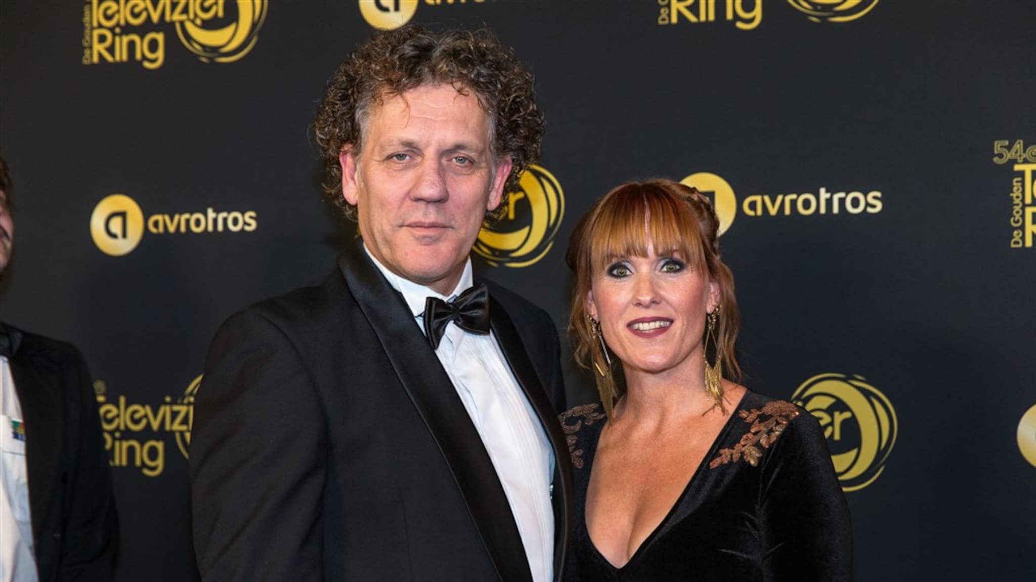 Kees van der Spek viert huwelijksdag met oude foto en oud kapsel