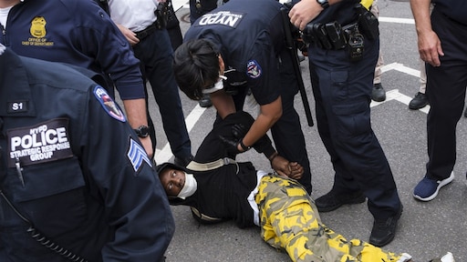 Amerikaanse agenten massaal gefilmd: 5 vragen over de impact hiervan