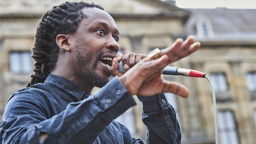 OM onderzoekt uitspraken rapper Akwasi op de Dam