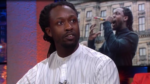 Akwasi reageert op veelbesproken speech in verhit gesprek
