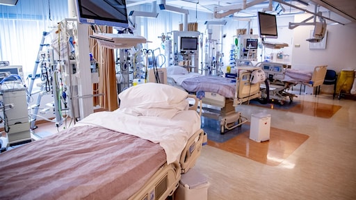 Artsen komen met nieuw draaiboek: voor wie is plek op de ic bij tweede coronagolf?