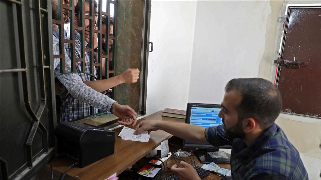 Economische crisis nieuwe bedreiging voor Assad: 'Iedereen krijgt het nu moeilijk'