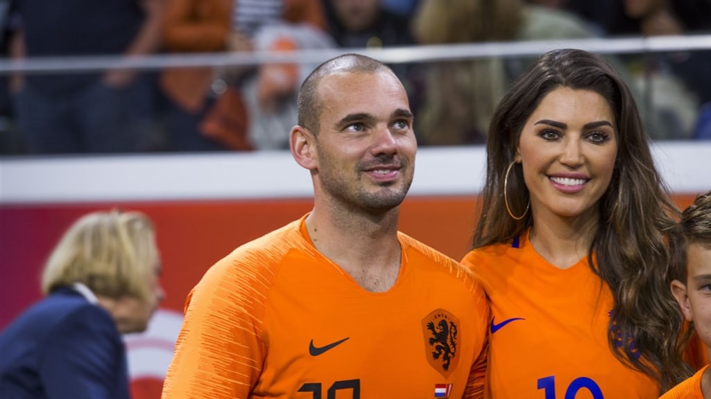 Yolanthe lapte regels aan laars tijdens WK voor pikant cadeau