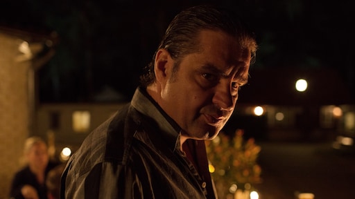 Frank Lammers hard aan de bak voor sixpack in Undercover-film