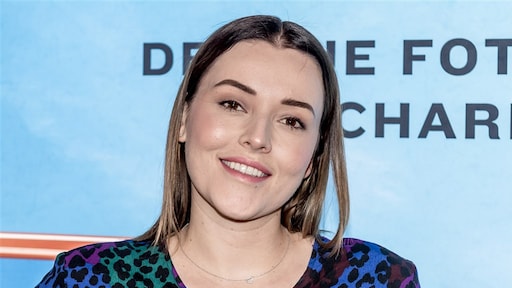 Hoogzwangere Mascha Feoktistova klaar met pottenkijkers