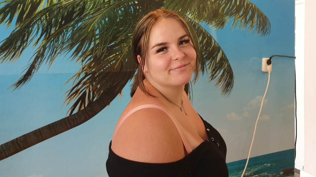Melody (17) 'te dik' voor kappersopleiding ROC Twente: 'Ze is ontroostbaar'