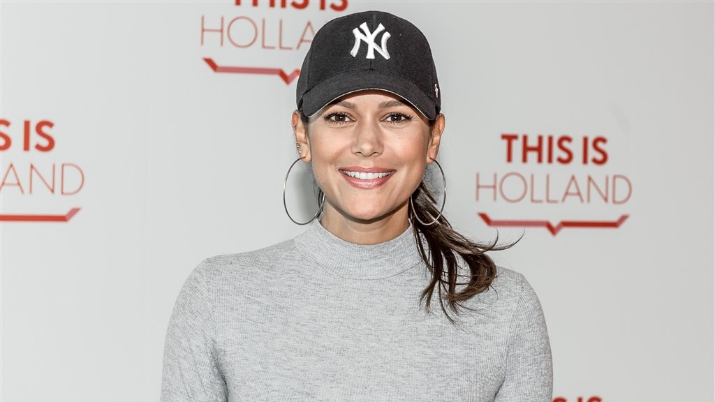 Zangeres EliZe maakt spectaculair eerste TikTok-filmpje