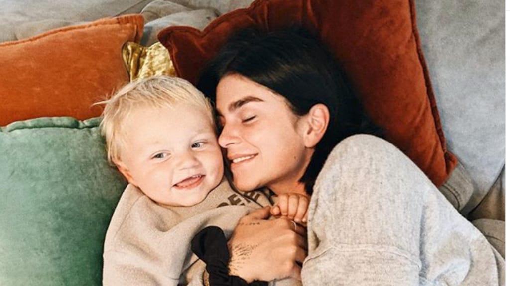 Zoontje Roxeanne Hazes geobsedeerd door opa André