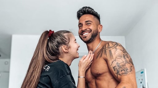 Arda en Amber uit Temptation onthullen geslacht baby