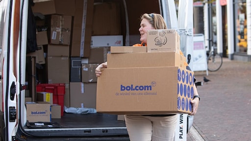 Bol.com lekt woonadressen duizenden klanten die boeken verkopen