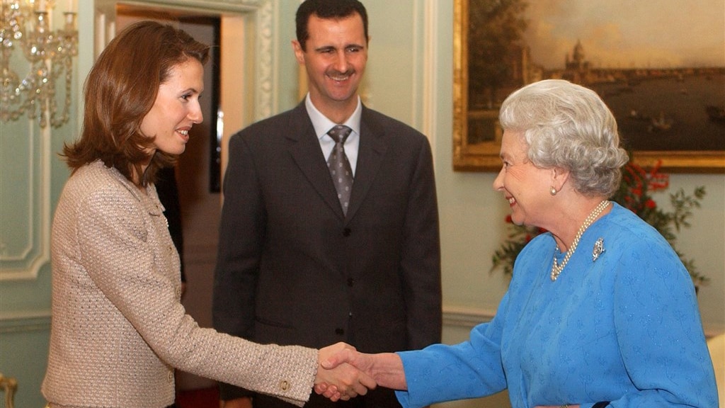 Asma al-Assad met de Britse koningin voor de oorlog uitbrak.