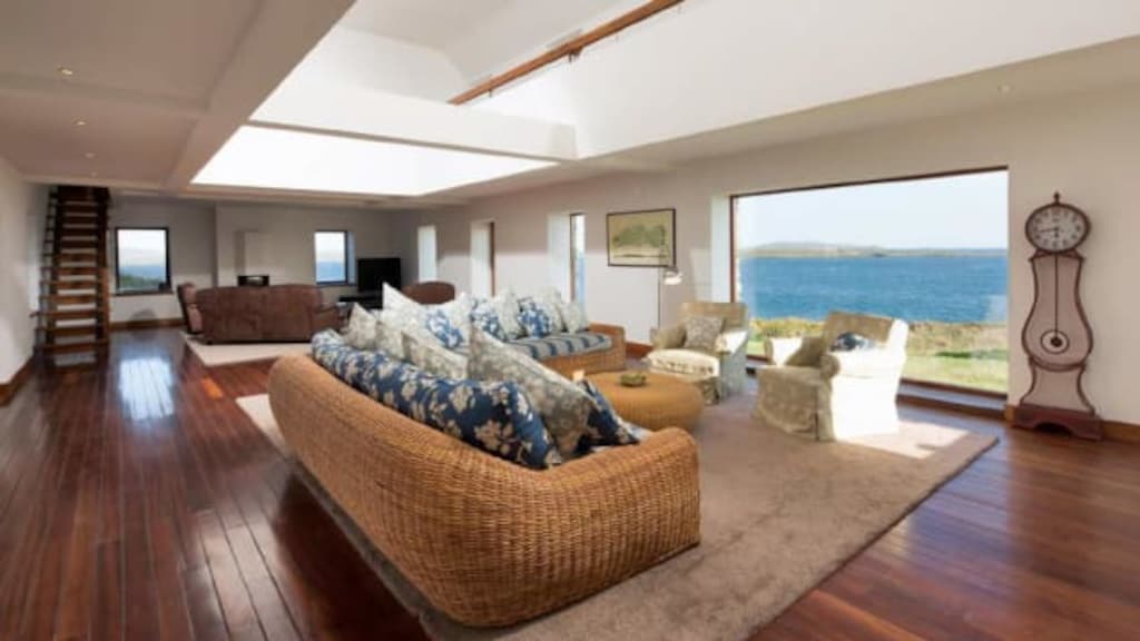 Uitzicht vanaf het grootste huis op zee.