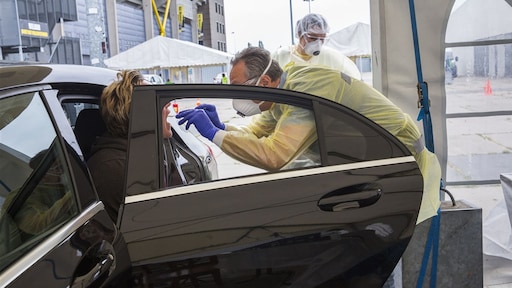 'Vrees voor tekort coronatesten, straks mogelijk 70.000 per dag nodig'